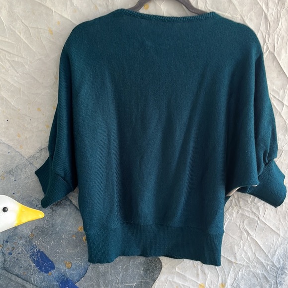 Vintage Vivanti Sweater - Picture 6 of 15